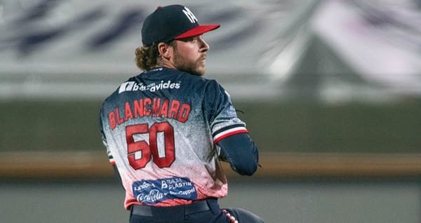 Rally de los Águilas en la octava y empatan la serie en Obregón