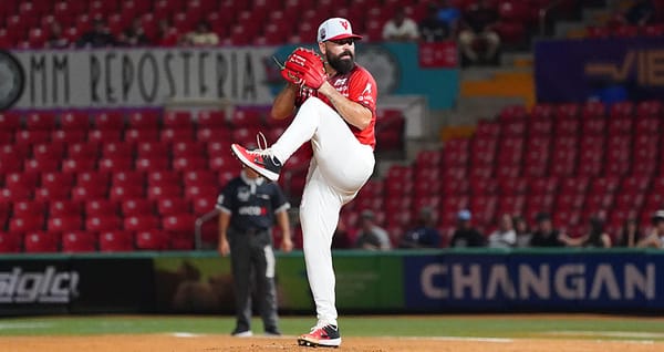 José Luis Urquidy brilla con intensidad en triunfo de Venados de Mazatlán