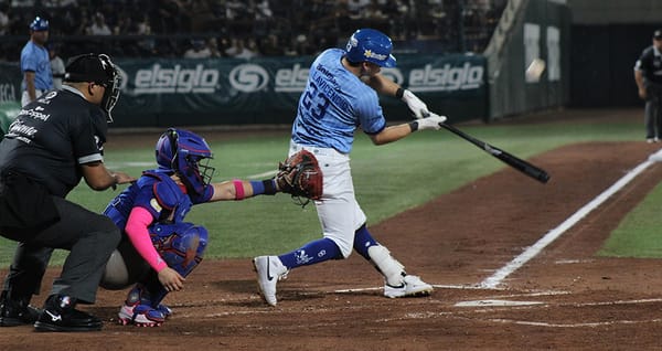 Yaquis deja en el terreno a Charros y se aleja en la cima