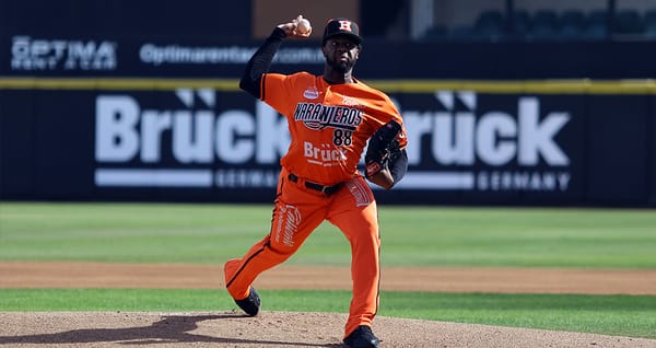 Con gran pitcheo de Toussaint Naranjeros aseguró la serie