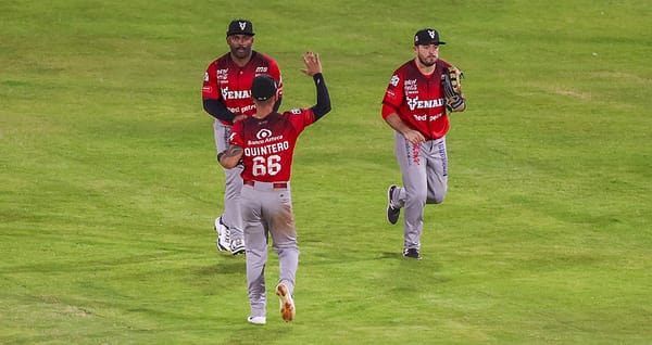 Imparable de Miguel Guzmán en la décima entrada, lleva a Venados al triunfo en la frontera