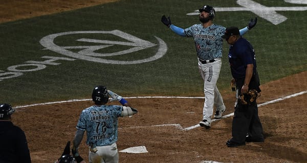 Algodoneros gana en 12 entradas y se pone a una victoria de semifinales