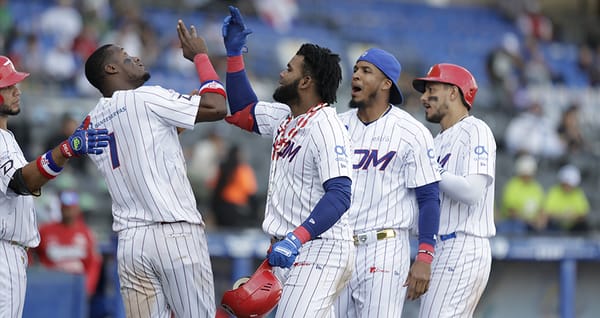 Dominicana vence a Panamá en histórico duelo de 31 carreras en la Serie del Caribe